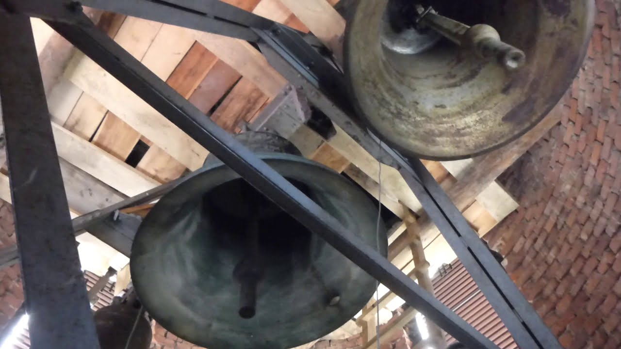 Wieża kościoła pw. Narodzenia NMP w Frysztaku. Plenum