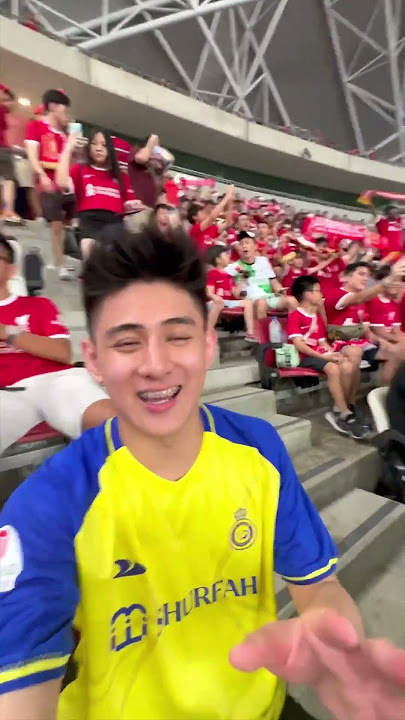 Fans MAN UTD denger YOU’LL NEVER WALK ALONE di Stadium! 😱🔥