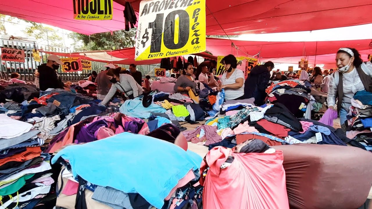 ASÍ ES EL INCREÍBLE TIANGUIS DE ROPA AMERICANA DE PACA 