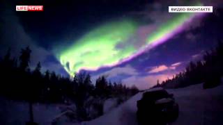 Northern lights in Russia, Murmansk / Житель Мурманской области снял на видео полярное сия(Жителю города Апатиты Мурманской области – фотографу Валентину Жиганову – удалось снять на видео редкие...., 2015-09-15T20:58:25.000Z)