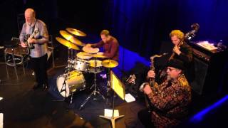 Bill Stewart unbeliveable swinging w. John Scofield and Joe Lovano 2015 in Wien