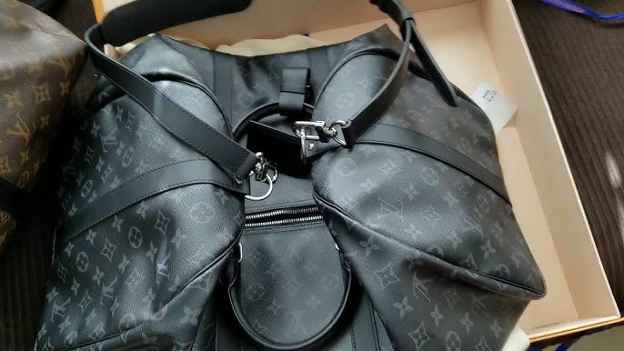 Louis Vuitton Keepall Bandoulière 25 Monogram Eclipse Reverse Monogram Eclipse