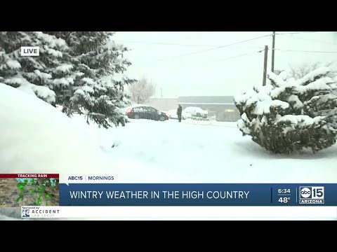 Snow in Flagstaff creating dangerous conditions ahead of the weekend