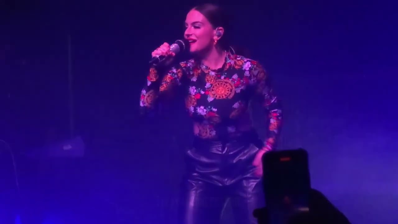 JoJo - "What U Need" and "Man" (Live in Santa Ana 3-5-22)