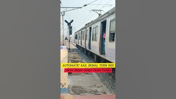 Automatic Signal Turn Red From Green 😯 #indianrailways #train #signal #shorts #trending #video