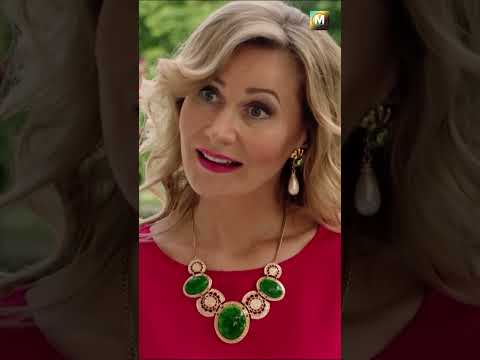 Гости В Шоке: Внезапное Появление Красавицы!