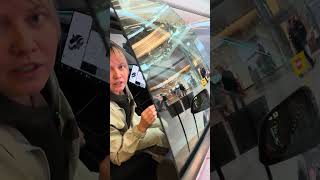 Продавец года #авто #обзор #review #тесла #tesla #modely2025 #автосалон #auto #car #электричка #top