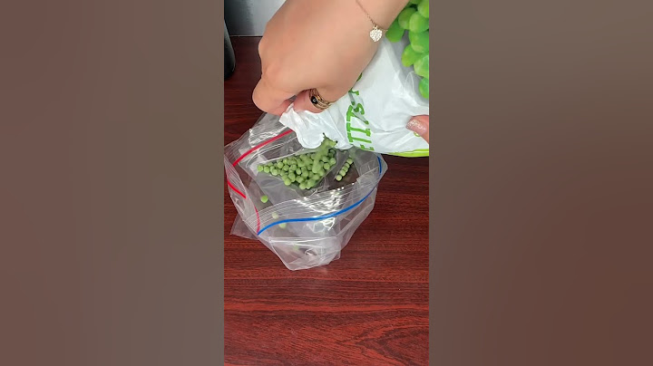Sensory pouch for baby (mom, childminder, nanny, dad, parent)