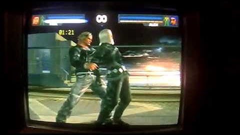 Urban Reign:Unblockble Triangle On Blue Charge