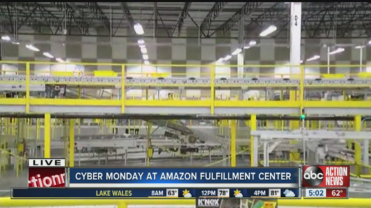 Amazon fulfillment center bustling on Cyber Monday - YouTube