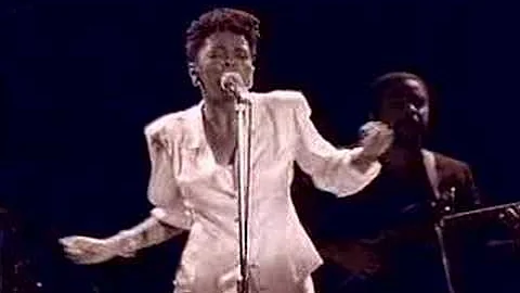 Anita Baker (Sweet Love) live