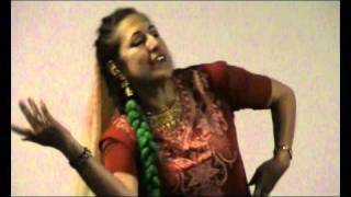 Pakistani female dancer of the pakbann theater e.v. association
performs a solo dance @ benefit concert in koz
(kommunikationszentrum), studierendenhaus, goe...