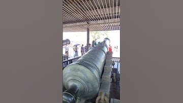 khẩu pháo thần công ở thành nội HUẾ