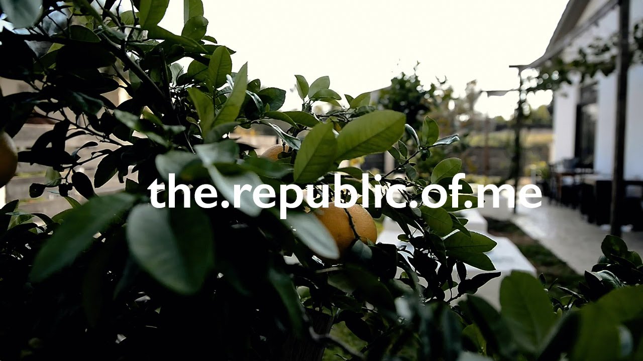 Starting with small things / the republic of me knitting podcast and lifestyle vlog