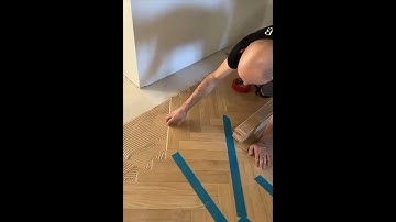 Thi công sàn gỗ xương cá chống ngập nước #gonhuangoaitroi #wood #gonguyenlieu #homedecor #nhadep