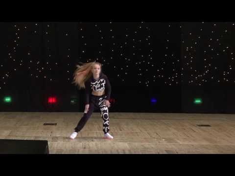 Hip-hop solo(dance video)