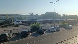 HR HŽPP 562 - Končar 6 122 302 na trasi Koprivnica - Zagreb u izlazu iz Sesveta.