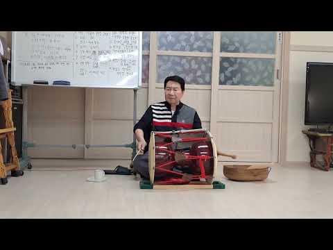 전통 무속 무형문화재 경기 제61호 자리걷이 전수교육관 전수 과정에서 부정거리 수업 한 컷
