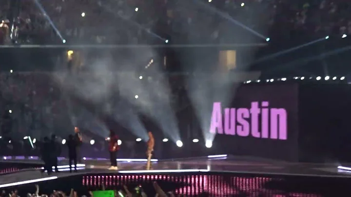 WWE WRESTLEMANIA 32 - HBK MICKE FOLEY STONE COLD STEVE AUSTIN  ENTRANCE - DALLAS TEXAS, AT&T STADIUM