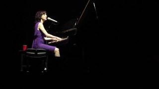 Sarah Slean performs "The Right Words" Live (2011-11-20)