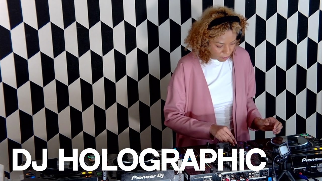 DJ HOLOGRAPHIC