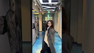 ➽─ 🅟🅞🅢🅔 ──❥ #ITZY #MIDZY #YUNA #유나 #DazzlingYuna