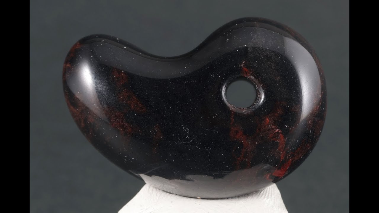 十勝石 勾玉 17.4g / Japanese Obsidian Magatama