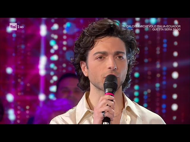 Il Volo canta Who wants to live forever - Domenica In 24/03/2024 class=