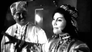 تکه ای از فیلم مامور ۰۰۰۸ باحضور مصطفی پایان سال ۱۳۴۶ - ترانه اوغلان آل منی، قاوال چالیر: حمید عبادی