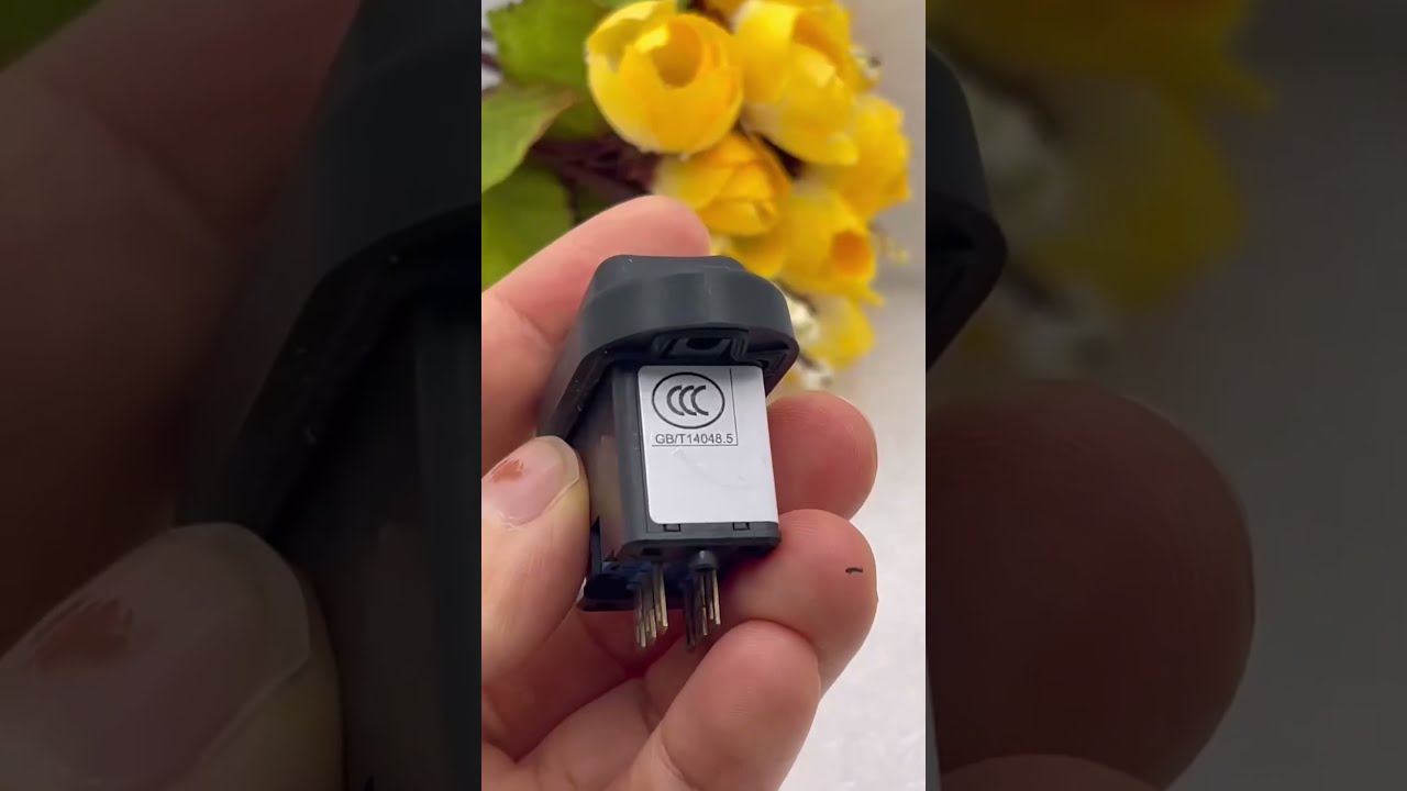 HE6B M200B Enabling Switch IDEC 3 Position 2 Contacts Silicon Rubber Black