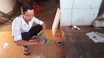 Khuôn in trên ghế đá