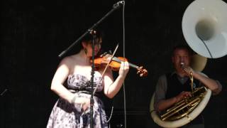 Debaucherauntes at Northwest Folklife May 29 2017 full concert