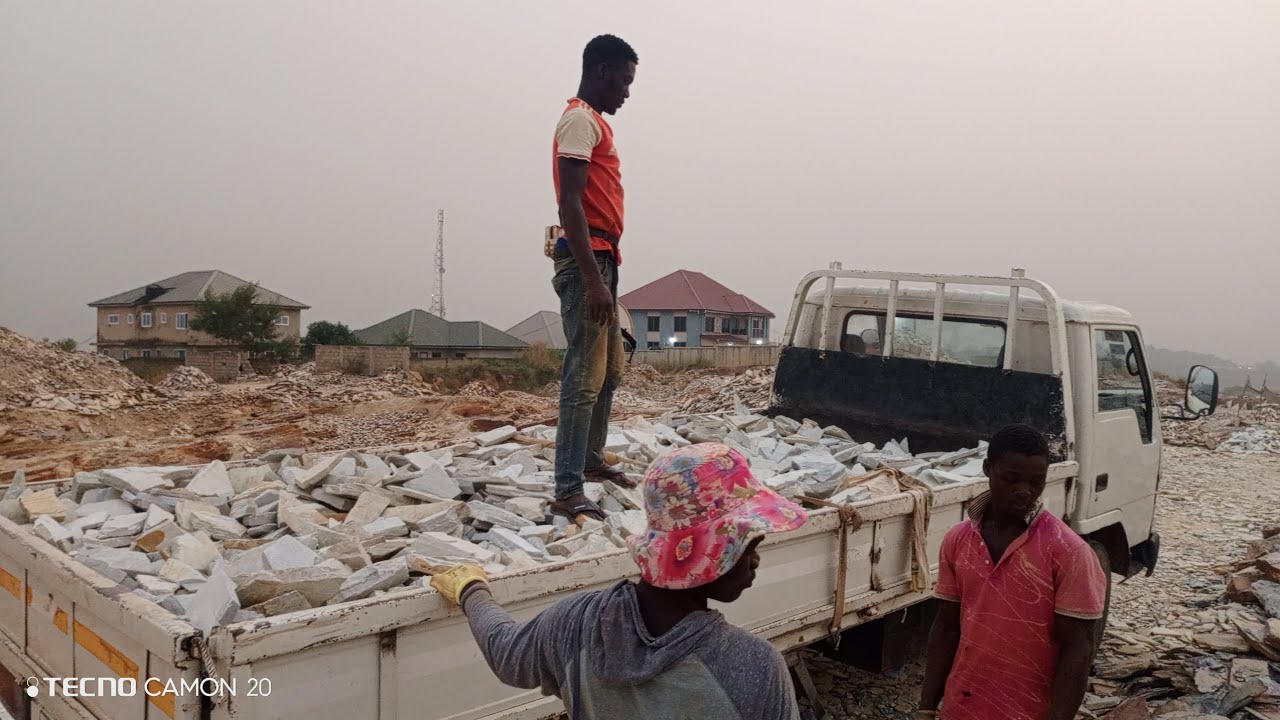 Loading White Stone Cladding to a Customer in Trasacco valley - Ghana 🇬🇭