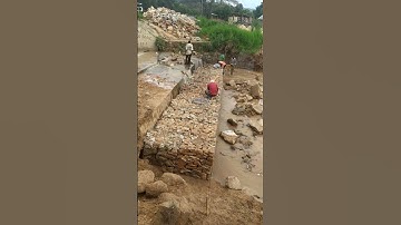 Gabions I Retaining Wall Types I Erosion Control Method I Gabion with water I Gabion ideas