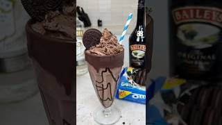 BigCBuggie’s Chocolate Oreo Milkshake #cocktail #icecream #milkshake #oreo #cookies