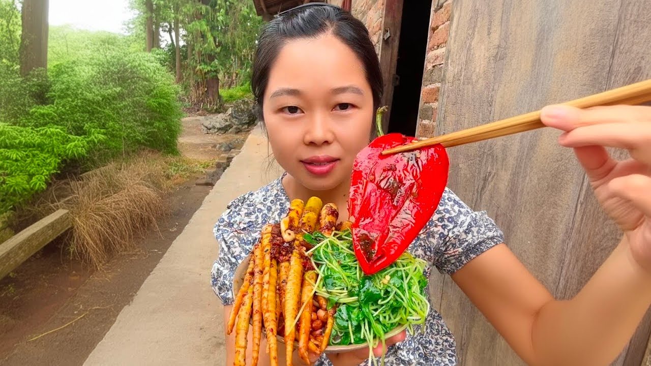 Eating Super Spicy Chili With Fresh Vegetables | Country Life Food
