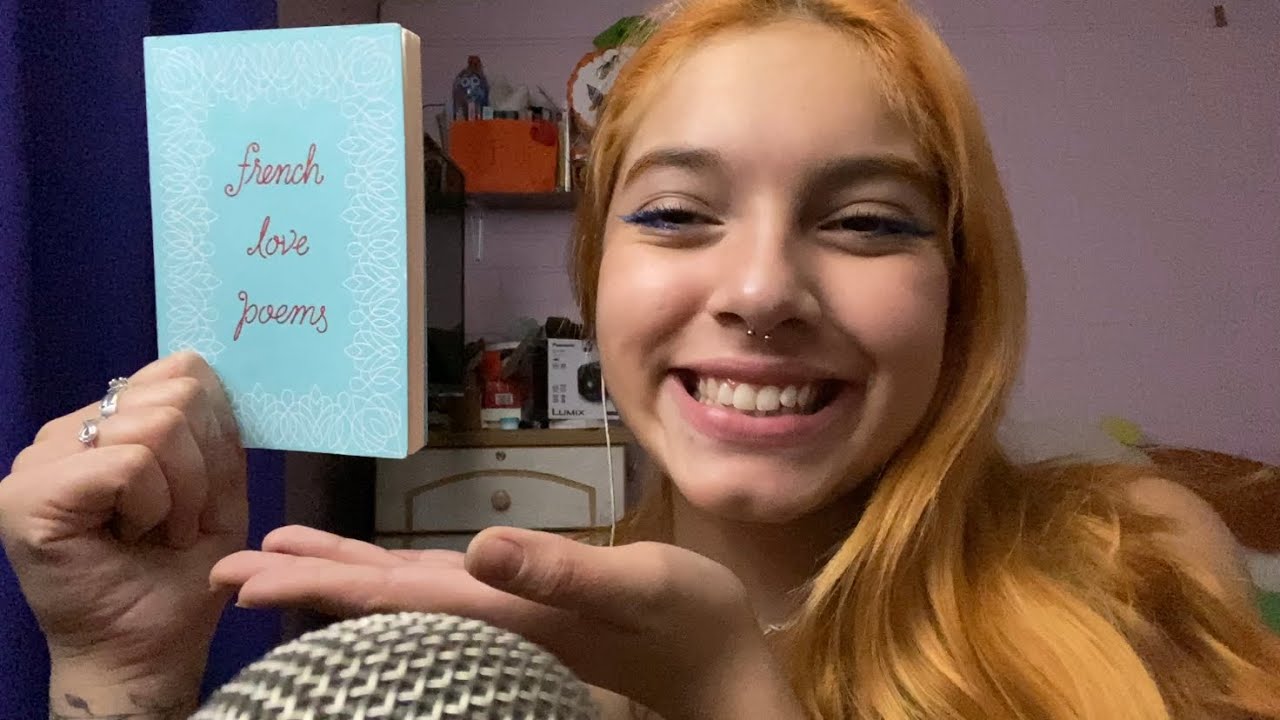 ASMR LEYENDO POESÍA EN INGLÉS E INAUDIBLE EN FRANCÉS| SOFIWI