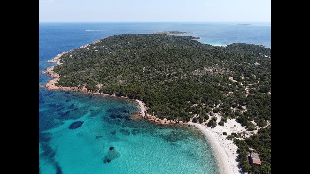 La Maddalena Coast to Coast - Medley 125 vs Ducati Monster 600