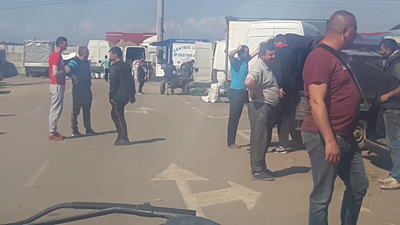 La piata în Matca YouTube