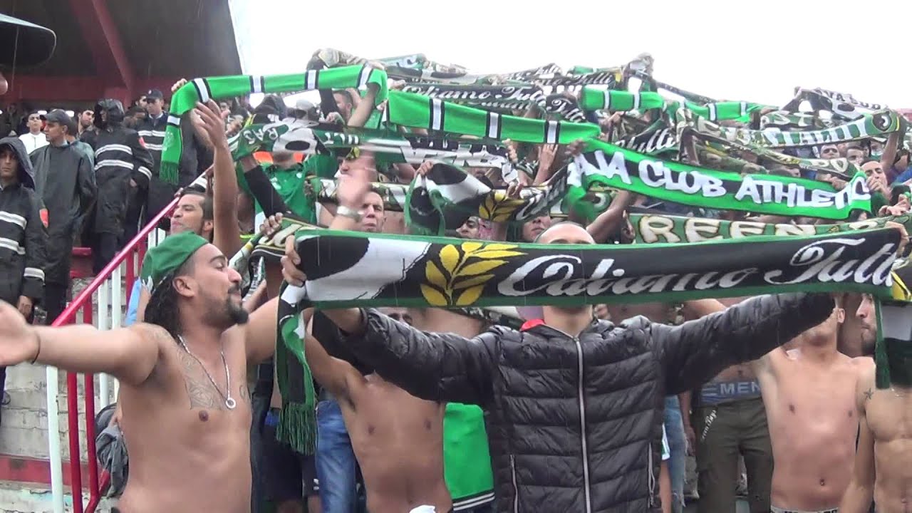 Khenifra vs Raja  1 - 0 , لقطة الموسم ، شاهد روعة جمهور الرجاء في أخر مباراة من خنيفرة