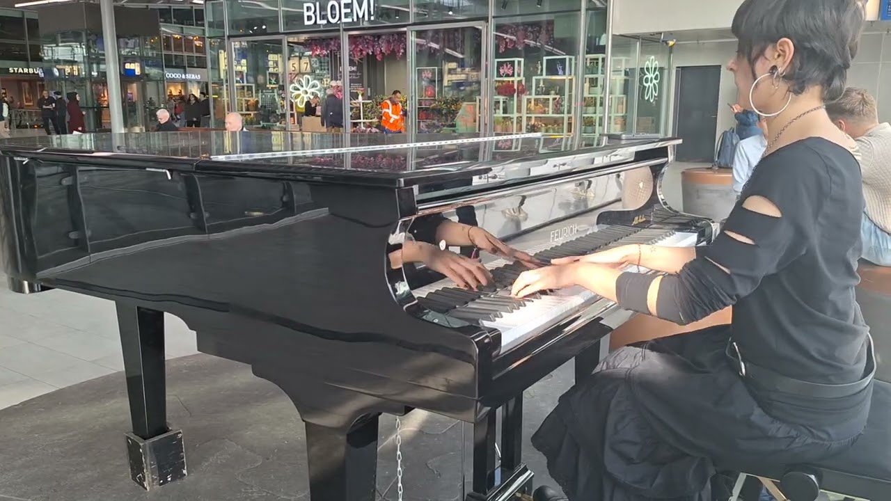 Utrecht central station