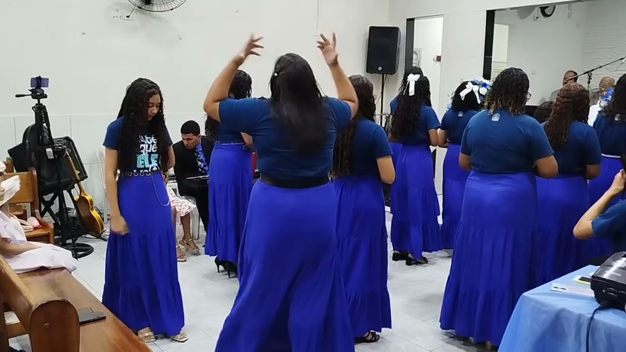 Grupo de gesto Caetés2baixo Calma eu cheguei - Quarteto Moriá