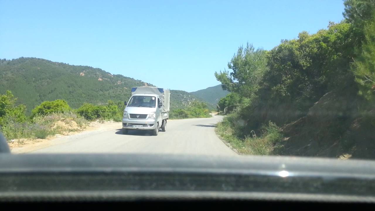 Toudja - route de la Carrière d'Aghbalou à Ifran, direction Bejaia ville