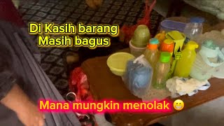 If you are given an item that can still be used, how can you refuse?