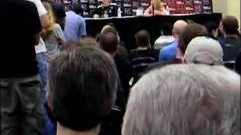 Autobots take Sari for Ice Cream!