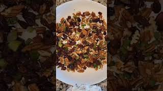 Make a Cranberry pecan ball with me! Perfect for the holidays! Like and sub for more! #foodie
