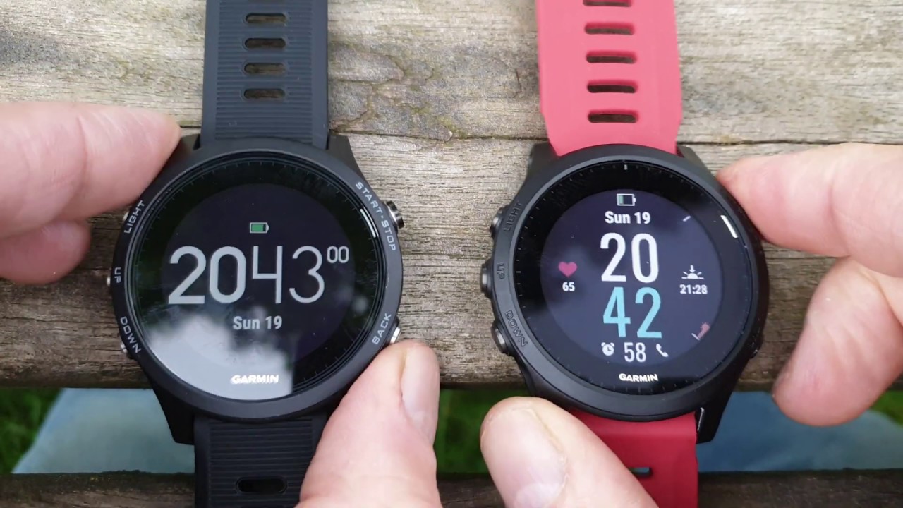 Garmin 945 vs 935 [WHICH TO BUY?] - Is the PREMIUM Price of the 945 WORTH the EXTRA Money?] YouTube