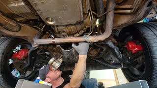 1999 Chevrolet Suburban C1500 OBS 350 5.7L Vortec Oil Pan and Timing Cover Gasket (Part 1 Removal)