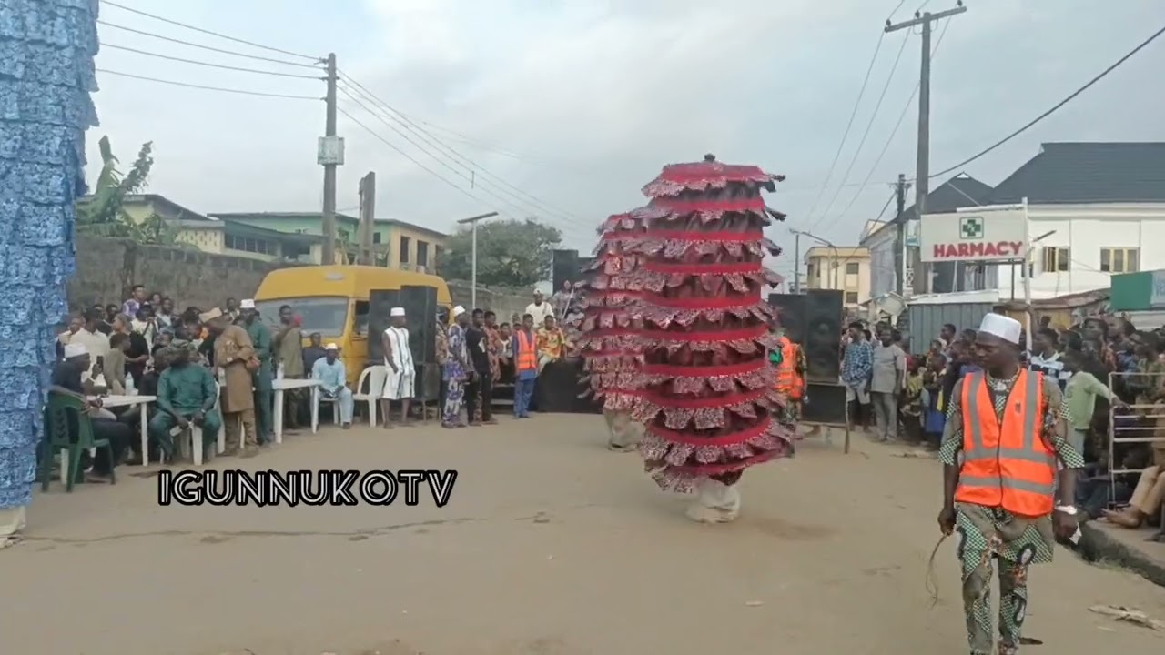 Igunnuko performance at ishaga isolo for the remembrance of the late father of osolo king