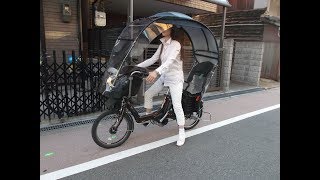UVカット サンバイザーの自転車も暑さ対策でカバー
